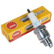 NGK zapalovací svíčka B2LM (NR 1147) (W9LM-US) - malé motory, sekačky, pily