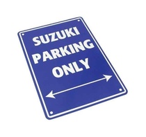Parkovací cedule Suzuki parking only