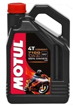 MOTUL 7100 4T MA2 10W30 4 litry, olej pro motorky pro SUZUKI M 1800 R2 INTRUDER rok výroby 2011