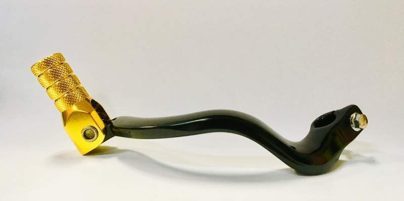 ACCEL řadící páčka (řadička) SUZUKI RM 125 89-08 hliníková, barva černá, koncovka zlatá (25600-36F00)