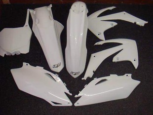 UFO kompletní plasty YAMAHA YZF 450 13, barva bílá
